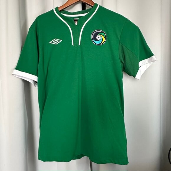 New York Cosmos 2011-2012 football Soccer shirt jersey USA MLS Umbro Size 48 NWT - Picture 1 of 7